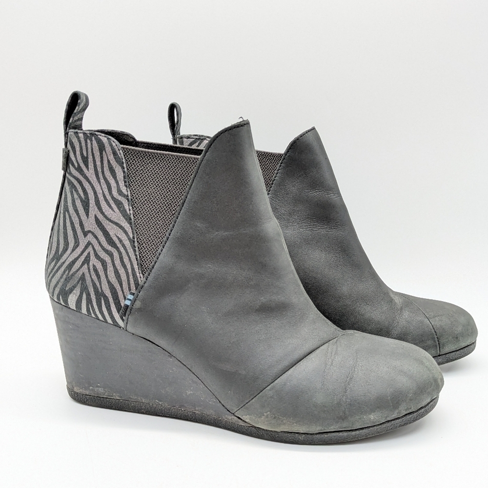 Toms black grey zebra Kelsey wedge heel ankle boot 8